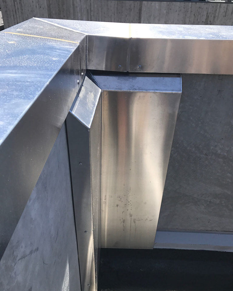 parapetcapflashingsaluminium Roofers Auckland